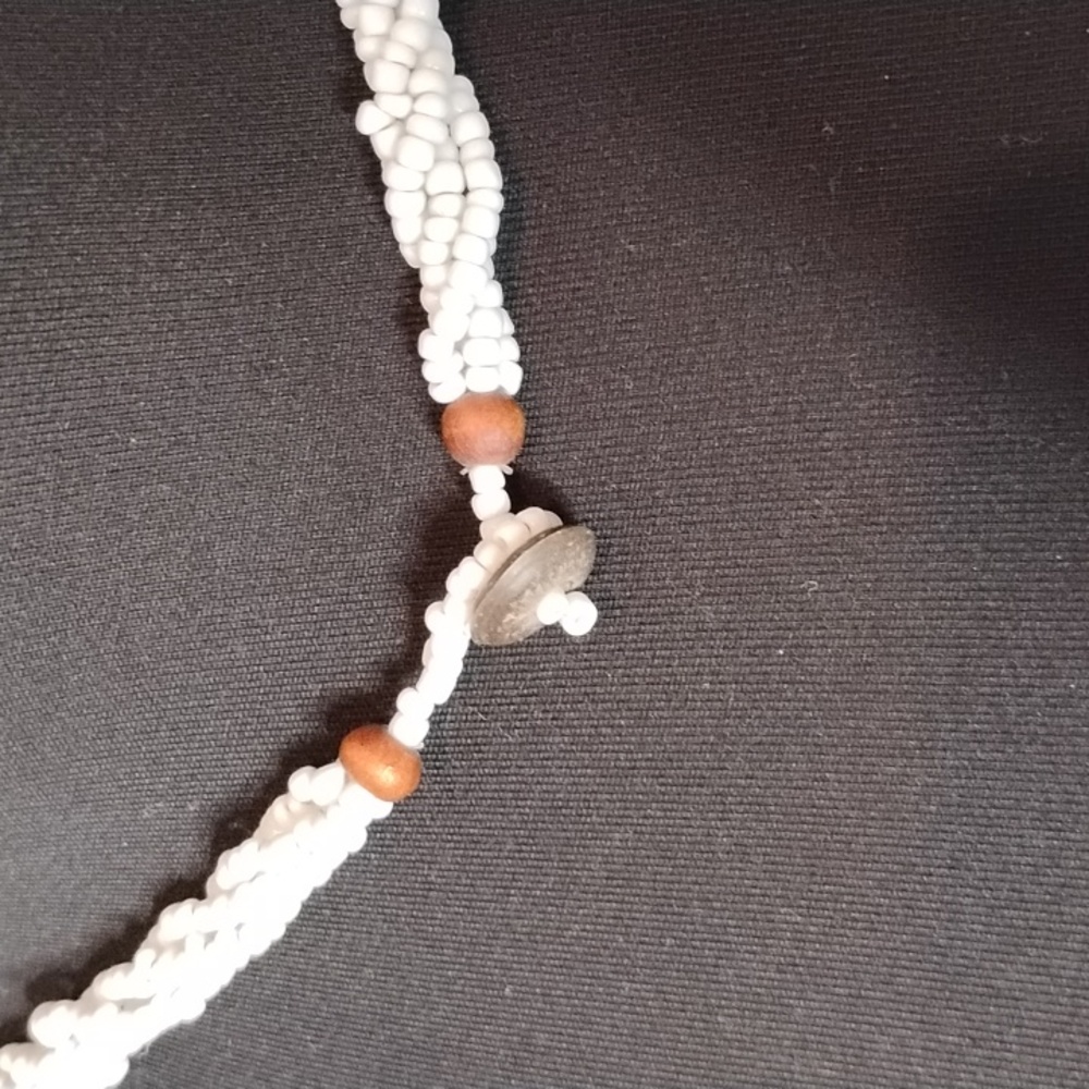 Hand Crafted Shell Necklace - Picture 4 of 4